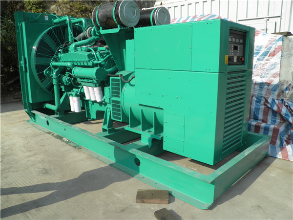 韩城发电车出租-柴油发电机组在使用的过程中应该做好哪些防护工作