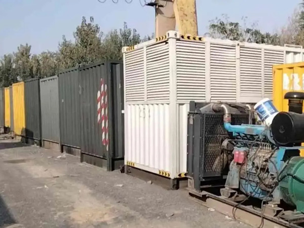 韩城200KW柴油发电机机组每小时油耗是多少？